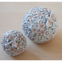 Blüten Kugel aus Polyresin