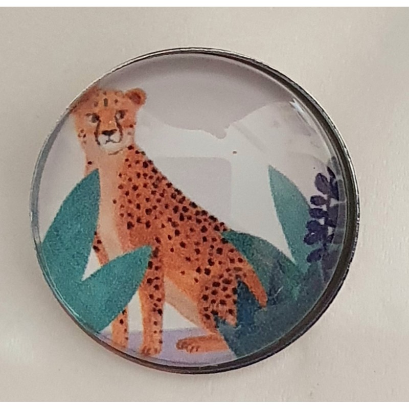 Druckknopf Leopard sitzend