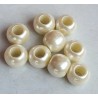 Grossloch Kunststoff Perle creme