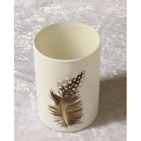 Glas mit Feder 2