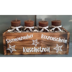 Holz Kistchen mit 4 Kerzen