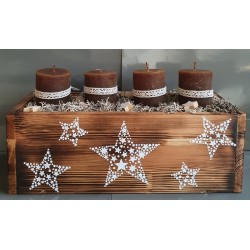 Holz Kistchen mit 4 Kerzen