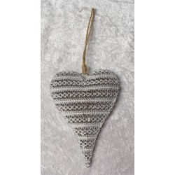 Metall Herz mit Herzmuster