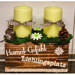 Balken mit Kerzen grün Heimatgefühl