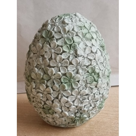 Ei mit Blumen mint Polyresin