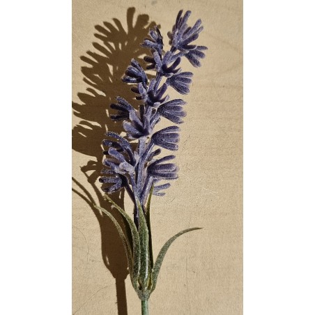 Künstliche Lavendelblüte