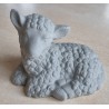 Beton Schaf liegend grau Wetterfest