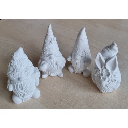 Beton Wichtel mit Kleeblatt weiss