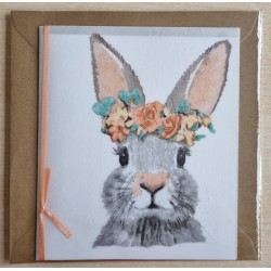 Kaninchenkopf mit Blumen