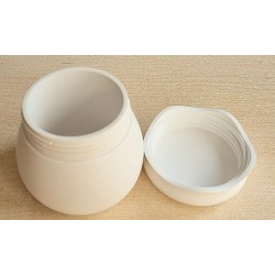 Beton Dose mit Drehverschluss weiss