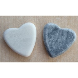 Stein Herz weiss