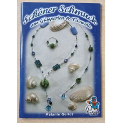 Schöner Schmuck aus Glasperlen und Filzwolle