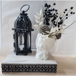 Teelichtdeko mit Trockenblumen schwarz
