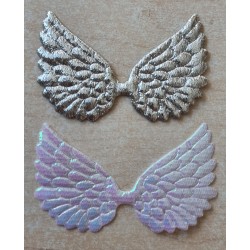 Flügel aus Kunsstoff silber