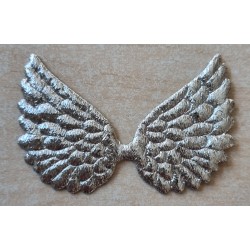 Flügel aus Kunsstoff silber