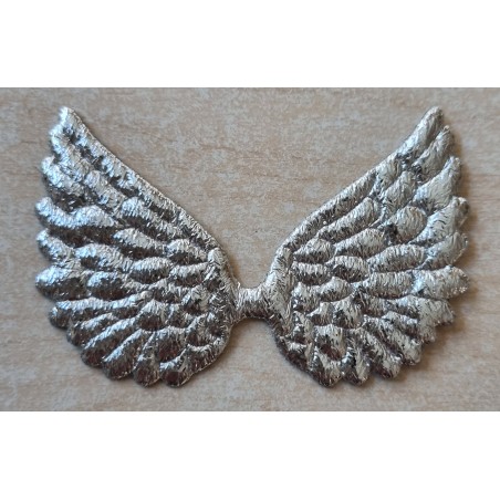 Flügel aus Kunsstoff silber