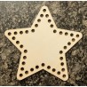 Laubsäge Holz Stern mit Löchern