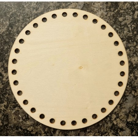Laubsäge Holz Kreis mit Löchern