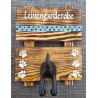 Leinengarderobe hellblau geflammt