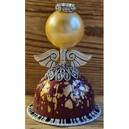 Engel aus Vertuo Kaffeekapseln weinrot/gold
