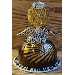 Engel aus Vertuo Kaffeekapseln braun/gold
