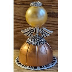 Engel aus Vertuo Kaffeekapseln gold