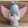 Holz Engel taupe/rosa Herz