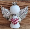 Holz Engel weiss/rot Herz/silber