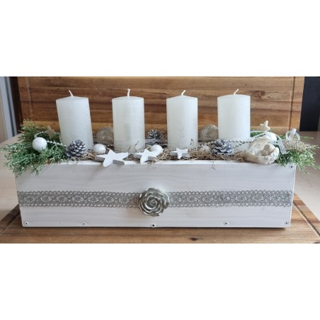 Adventsgesteck weiss
