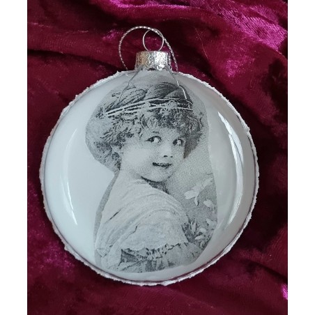 Glaskugel flach Nostalgie "Mädchen von der Seite "