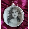 Glaskugel flach Nostalgie "Mädchen mit langen Haaren"