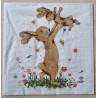 Serviette  " Hase mit Kind "