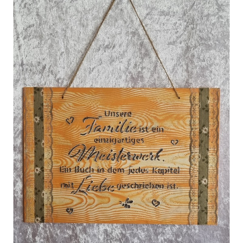 Schild " Unsere Familie ist...."