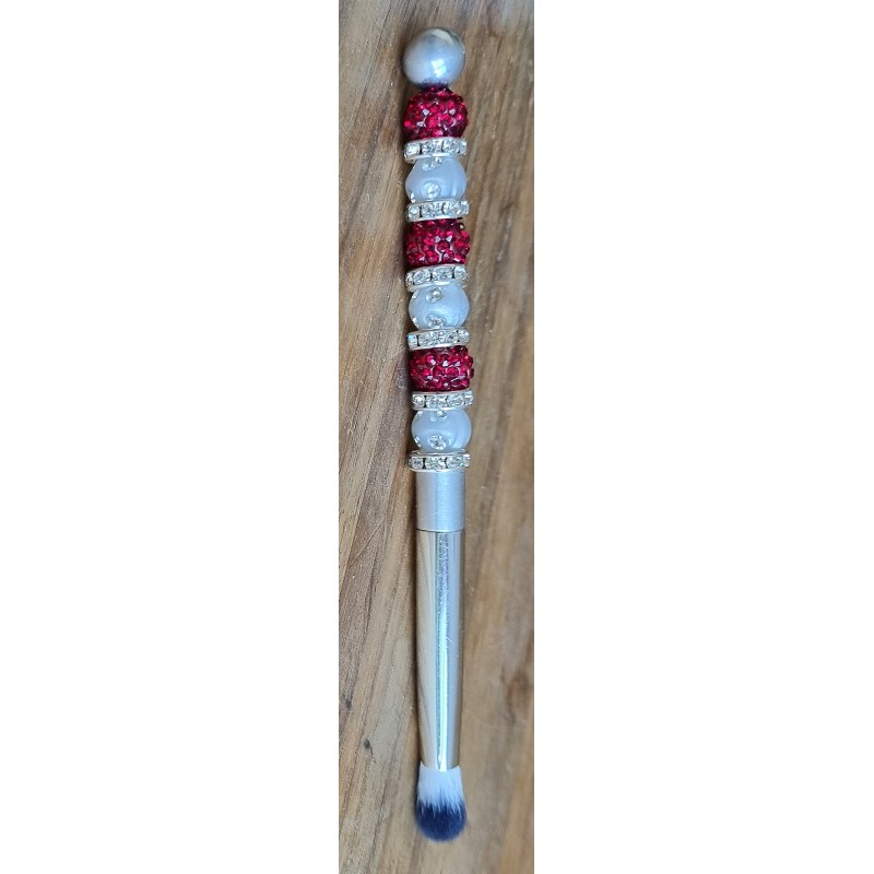 Kosmetik Pinsel klein und rund   bordeaux/weiss