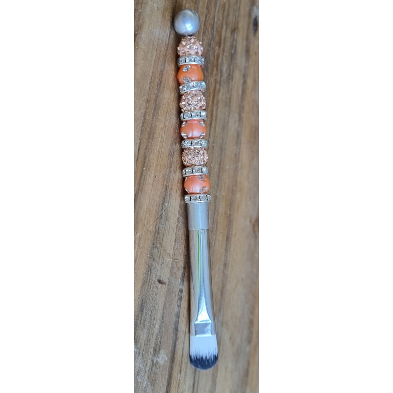 Kosmetik Pinsel klein und flach  lachs