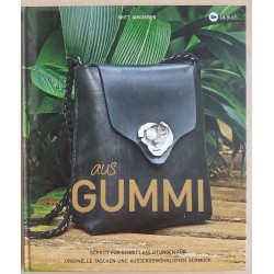 Aus Gummi