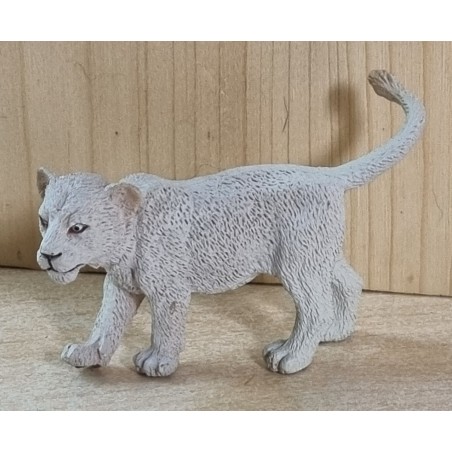 Löwe weiß