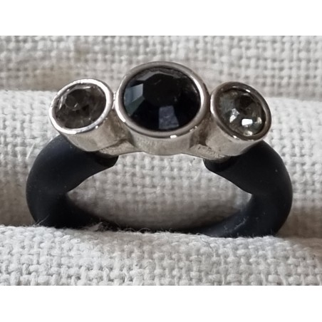 Ring mit Swarovski Steinen schwarz/hellgrau