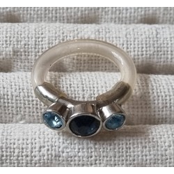 Ring mit Swarovski Steinen türkis/transparent