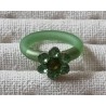 Ring mit Swarovski Steinen Blume hellgrün