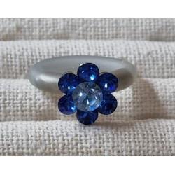 Ring mit Swarovski Steinen Blume blau/hellgrau