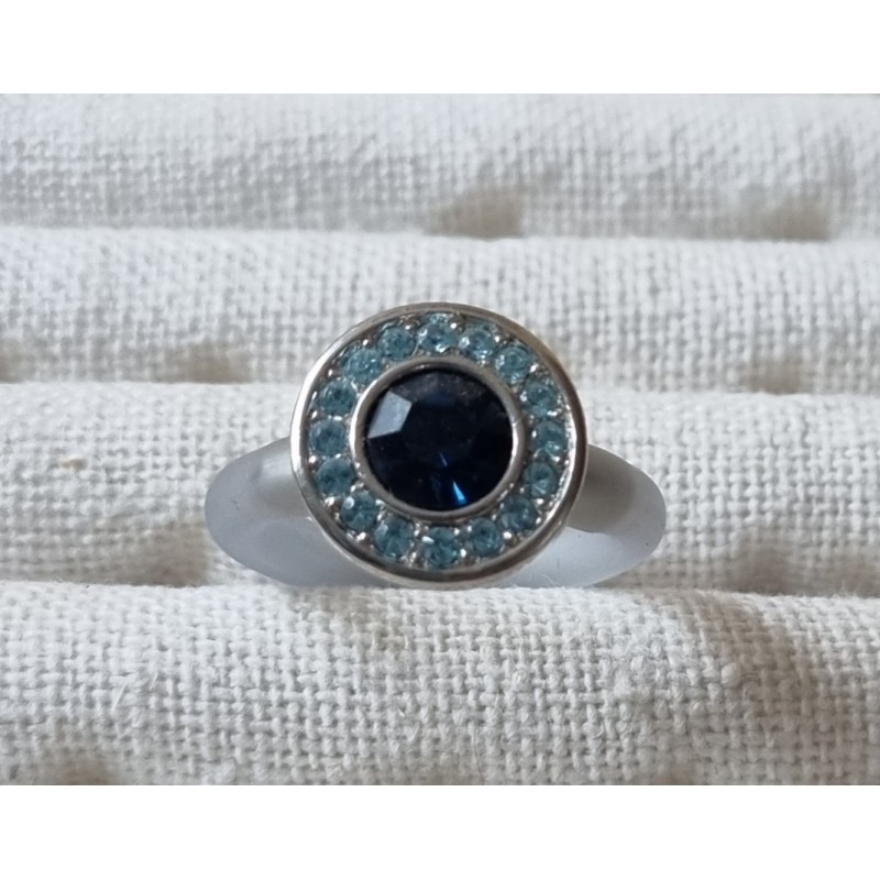 Ring mit Swarovski Steinen Rund blau/hellgrau