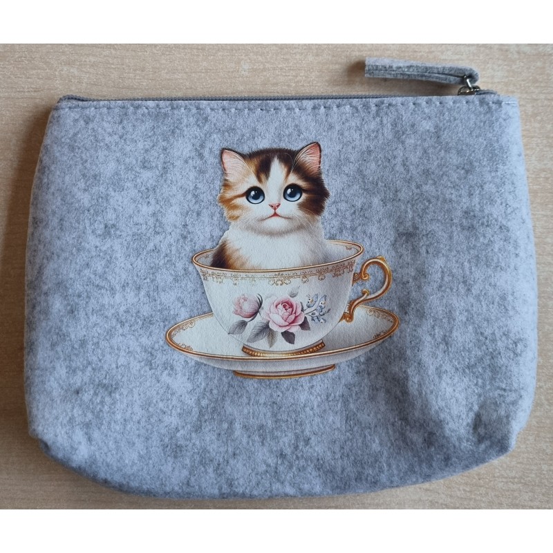 Filz Necessaire hellgrau Katze/Sonnenblumen/Tasse mit rosa Rose