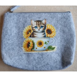 Filz Necessaire hellgrau Katze/Sonnenblumen/Tasse mit rosa Rose