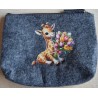 Filz Necessaire anthrazit Giraffe mit Blumen