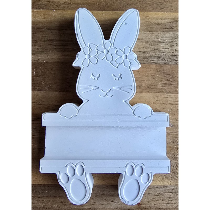 Beton Hase flach mit Blumen