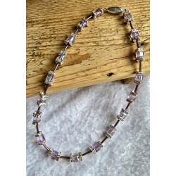 Kette mit Würfel-Perlen lila-transparent