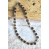 Kette mit Würfel-Perlen braun