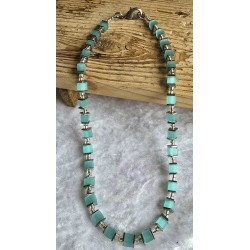 Kette mit Würfel-Perlen mint