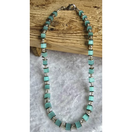 Kette mit Würfel-Perlen mint